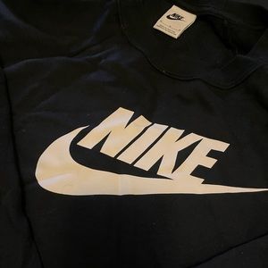 Nike sweatshirt